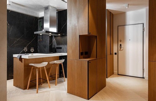 Bucharest City-Centre Apartamento | Qult Peaky Blinders