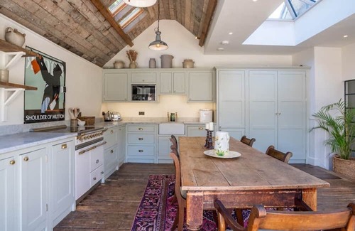 Chipping Norton Cabaña | Beautiful cottage near Soho Farmhouse