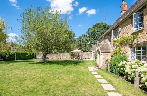 Chipping Norton Cabaña | Beautiful cottage near Soho Farmhouse