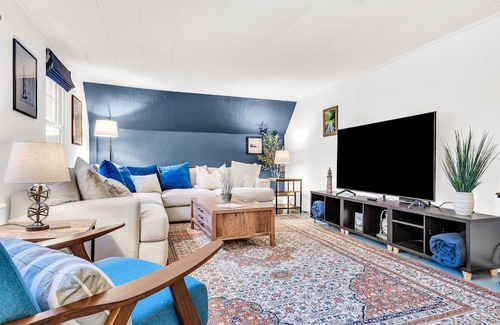 Somesville Casa | New! Close to Acadia + Game Room + HotTub + Theatre Room + FirePit