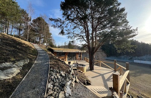 Levanger Cabina | Brand new unique cabin with a little luxury and hot tub on the deck.
