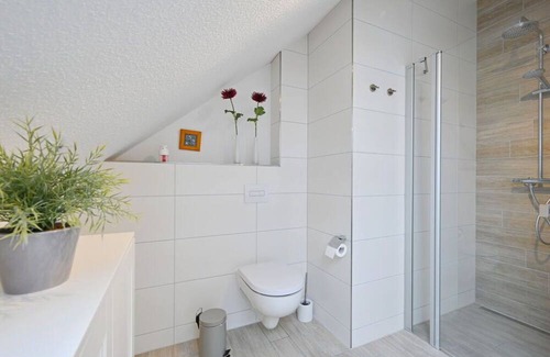 Trent Villa | "Flotsam" Modern retreat