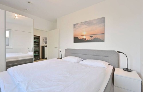 Trent Villa | "Flotsam" Modern retreat