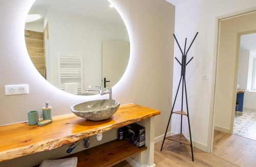 Brantome-en-Perigord Cabaña | Gite Brantôme en Périgord-Brantôme, 5 bedrooms, 10 persons