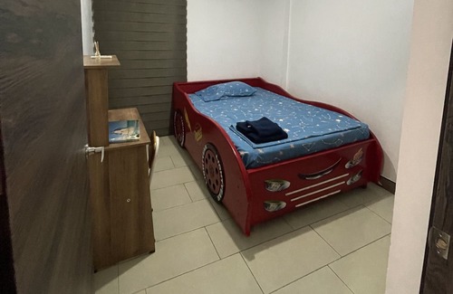 Manta Casa | Hermosa Casa con Piscina Frente al mar y Acceso Privado a Playa