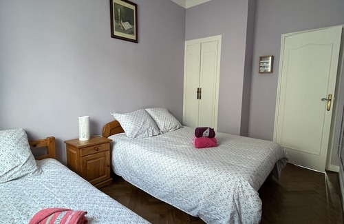Begles Apartamento | Logement Entier : Hébergement - Bègles, France