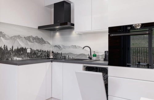 Wisla Apartamento | Klimatyczny Apartament z dodatkami w Góralskim Stylu | Parking | Balkon | Wisła