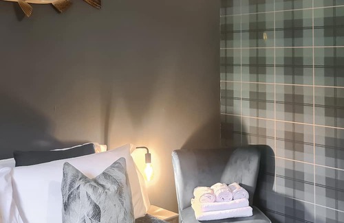 Cowal Peninsula Cabaña | 4 bedroom accommodation in Loch Eck, near Dunoon