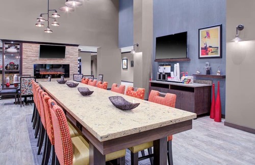 Columbus Casa | Casino, Culture & Comfort: Columbus Stay w/ Pool | Free Breakfast & WiFi