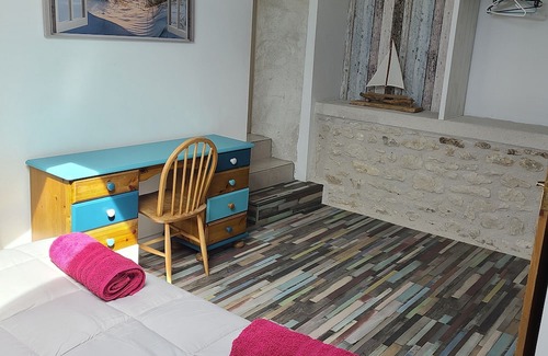 Brives-sur-Charente Cama Y Desayuno | Les Lys Chambre Avec vue sur Jardin