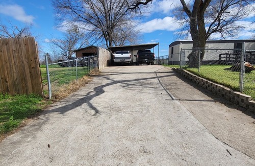 Del Valle Apartamento | Green Haven Studio near ABIA COTA Austin SXSW Airport F1