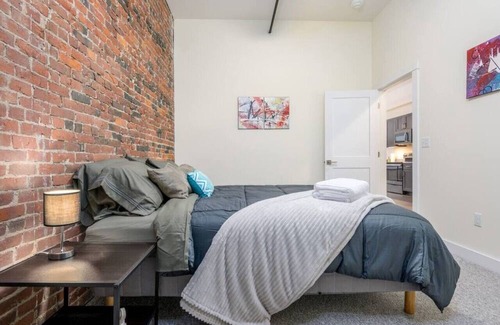 Bangor Apartamento | Urban Dwelling: Stylish Apartment in Bangor