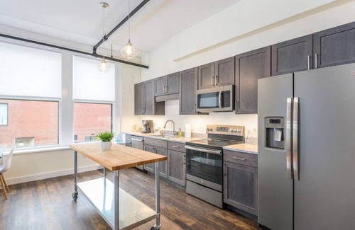Bangor Apartamento | Urban Dwelling: Stylish Apartment in Bangor