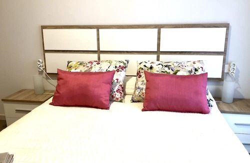 Mil Palmeras Apartamento | Bajo 2 del Edificio Lucerna III