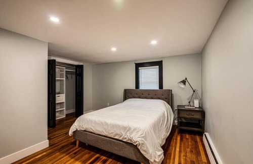Exeter Casa | Single Family Home in Exeter-NH