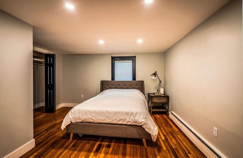 Exeter Casa | Single Family Home in Exeter-NH
