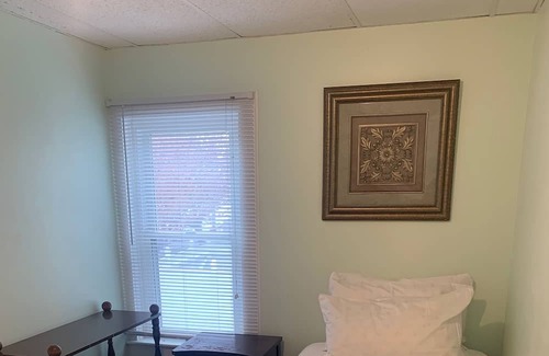 Narragansett Casa | Perfect location in the heart of Narragansett!