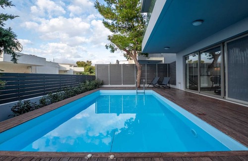 Saronida Apartamento | Saronida Apt with private pool 300m from the beach