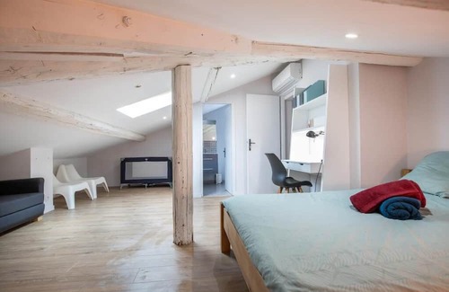 Gares Apartamento | La Chic Comédie - Magnifique 2 Chambres Avec Salles de Bains Privatives - Wifi