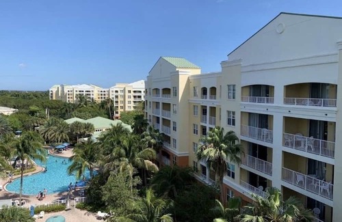 Weston Complejo | Luxury One Bedroom and One Bathroom Unit with Full Amenities