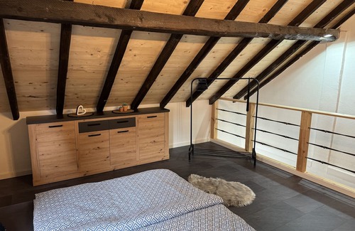 Siegburg Apartamento | 4711 Suite - Stilvolle, Einzigartige und Zentral Gelegene Ferienwohnung