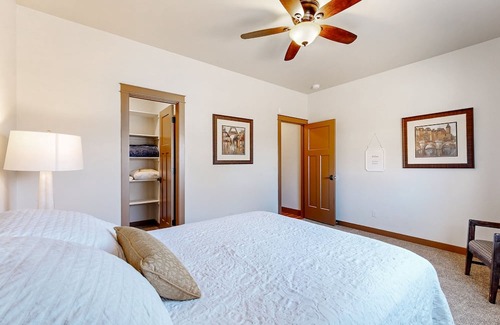 Montrose Casa | Spacious home with mountain views, modern comforts, & outdoor access