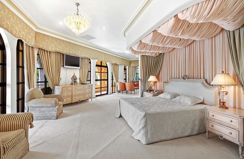 Sorrento Casa | Facing Main River Mansion Restore to Grandeur Days