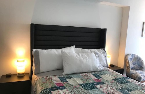 Magdalena del Mar Apartamento | Albano Accommodation: Apartment With sea View & Pool Near Miraflores & Airport
