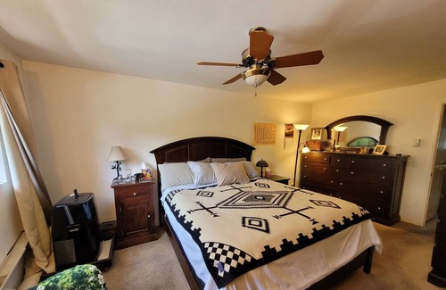 Las Positas Condominio | Quiet condo by the beach