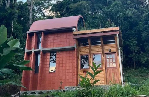 Nova Friburgo Chalet De Esquí | Chale Aconchegante com Trilhas e Riacho Dentro da Mata Atlantica