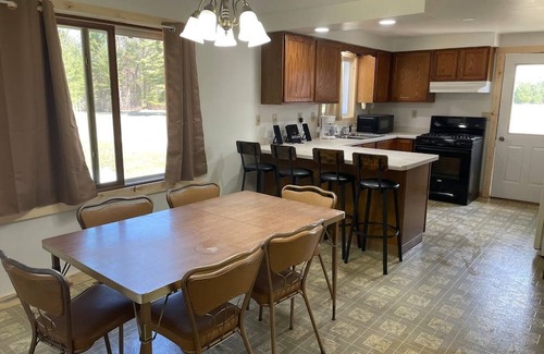 Black River Falls Casa | Home in the country