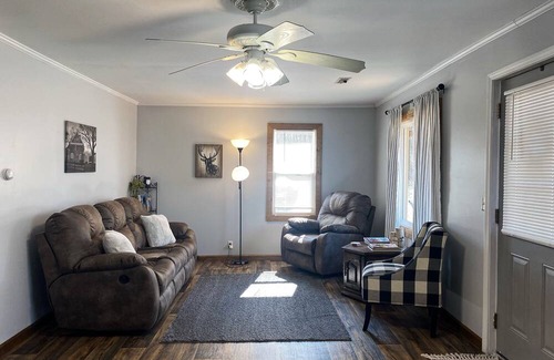 Painton Cabaña | Cozy Cottage in a private location in a beautiful setting!