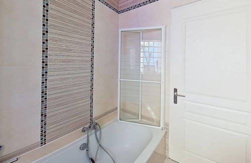 Velizy-Villacoublay Casa | House 2 steps from the forest - 30 minutes from Versailles