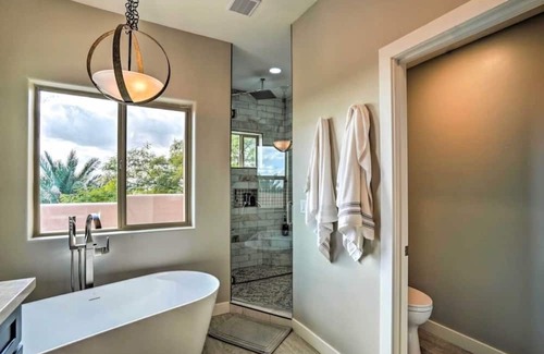 Peoria Casa | Buckskin Desert Oasis with Pool & Hot Tub-Spring Training, Lake Pleasant & more