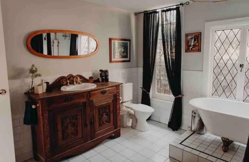 Maudsland Casa | Magnolia Manor Rustic Chapel