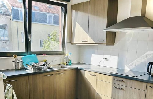 Brussels Apartamento | Charming Apartment - 3 min. walk from Brussel-Midi Station