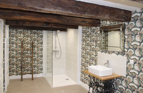 Pouligny-Notre-Dame Cabaña | Luxury gite in the beautiful Indre region of central France.