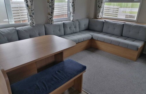 Dymchurch Casa | Ivy cottage - Parking and outdoor area (D/F)