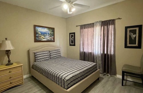 Sunrise Manor Casa | Spacious Beautiful Home Near Las Vegas Strip