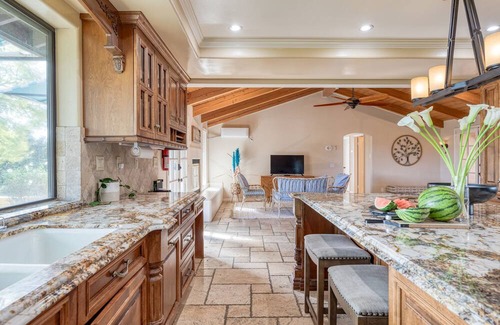 Temecula Casa | Hacienda Mimar by AvantStay | Pool, Hot Tub, Views | 15 Min to Temecula