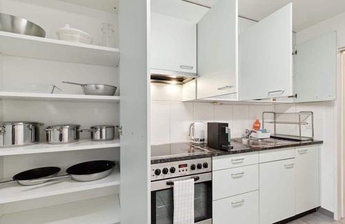 Wiedikon Apartamento | Small Apartment just 17 Mins from Zurich Center