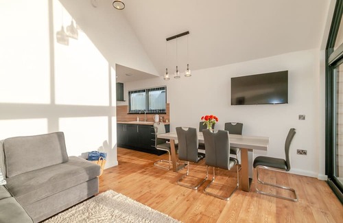 Guisborough Cabina | 2 bedroom accommodation in Guisborough