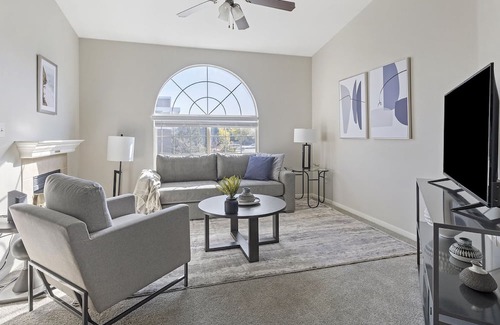 Greenwood Village Apartamento | Modern Apartment in Prime Location (ID7793X62)