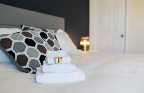 Shelburne Casa | Two Bedroom Suite in the heart of Shelburne