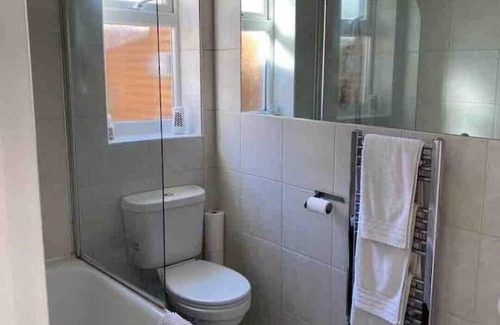 Windsor Cabaña | Buchanan Cottage | 2 Bed House in Golden Triangle