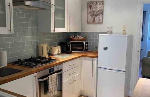 Windsor Cabaña | Buchanan Cottage | 2 Bed House in Golden Triangle
