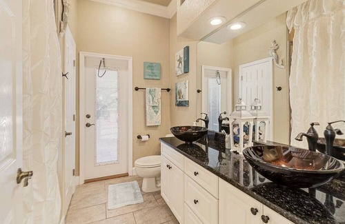 Lakeland Casa | Beautiful 4/2 bath, 2600 sq ft home in gated subdivision. pool and hot tub