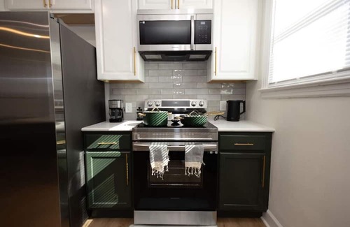Little Rock Casa | Urbane Bronze Château