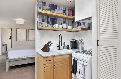 Downtown Santa Fe Cama Y Desayuno | Dos Hermanas Casita 4 & 5 | Sleeps 8 | Downtown