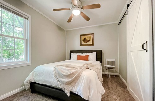 West Central Apartamento | Sleepover: Peaceful 1BD/1BA- Downtown Springfield